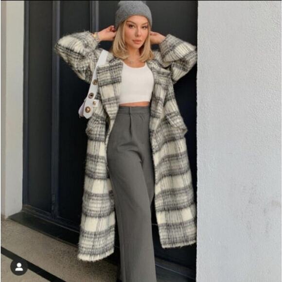 Zara NEW Oversized Wool Ivory and Black Plaid Coat Jacket - Picture 2 of 10